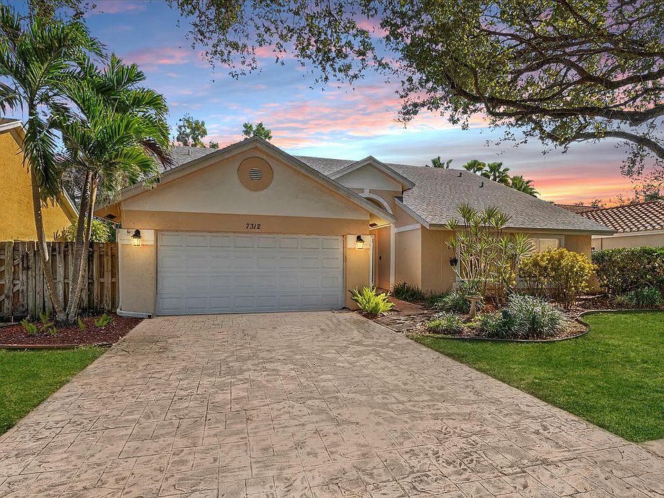 1st image of 7312 NW 45th Avenue