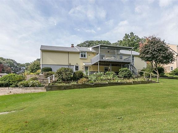 3rd image of 67 Berkshire Dr