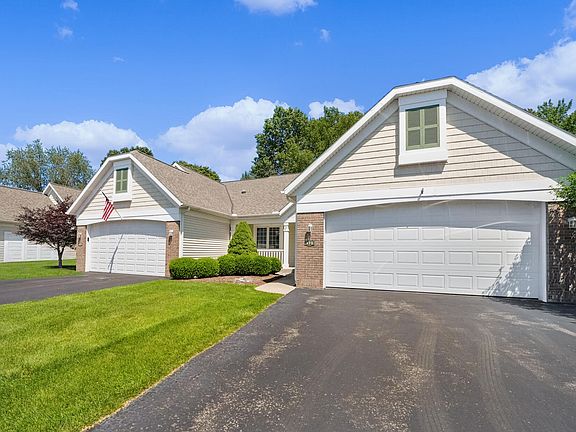 2nd image of 475 Timberlake Dr E #141
