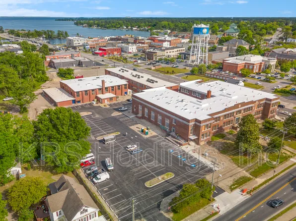 306 N Road St #202, Elizabeth City, NC 27909