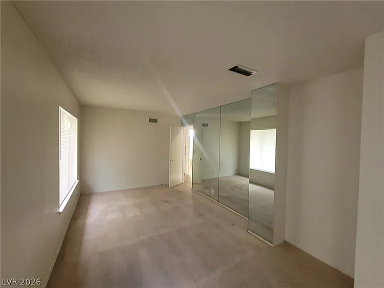 4760 Woodridge Rd — Photo 51