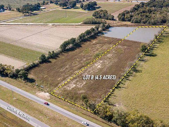 3rd image of 2010 Chemin Metairie Pkwy