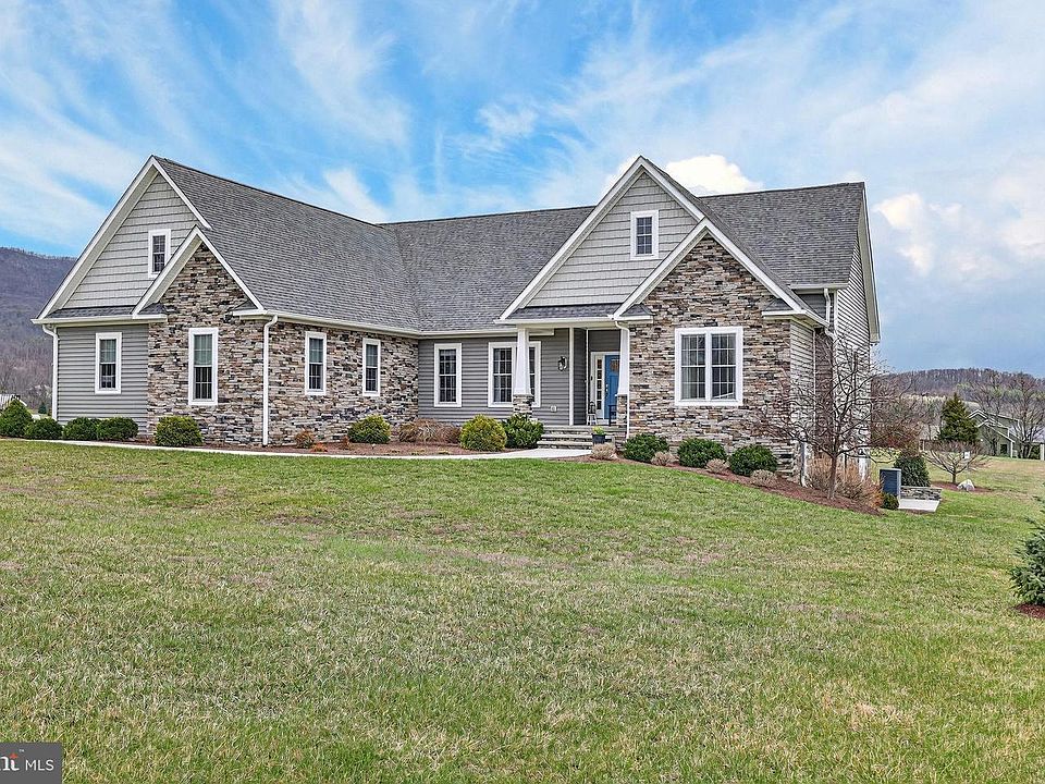 1st image of 78 Jacob Ct