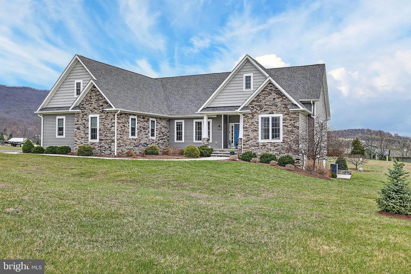 78 Jacob Ct photo 1