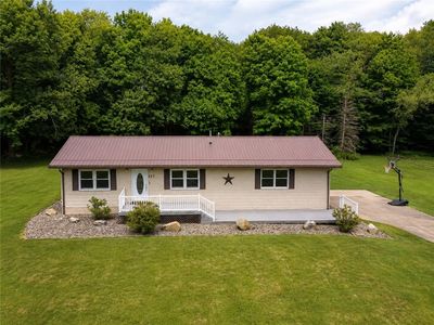 447 Latonka Dr, Mercer, PA, 16137