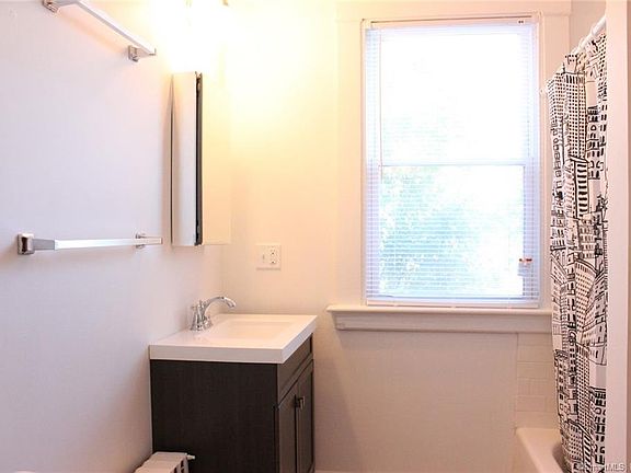 5th image of 66 Brownell St #1B