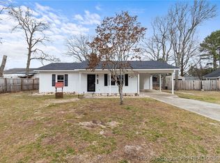 3703 Cherry Blossom Ln, Hope Mills, NC 28348