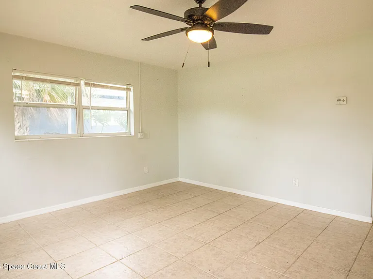 2308 Shenandoah Rd NE #A — Photo 2