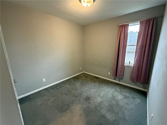 5th image of 2321 S Heartland Ct