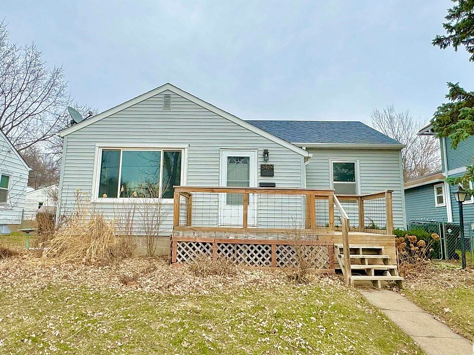 1st image of 3424 Douglas St