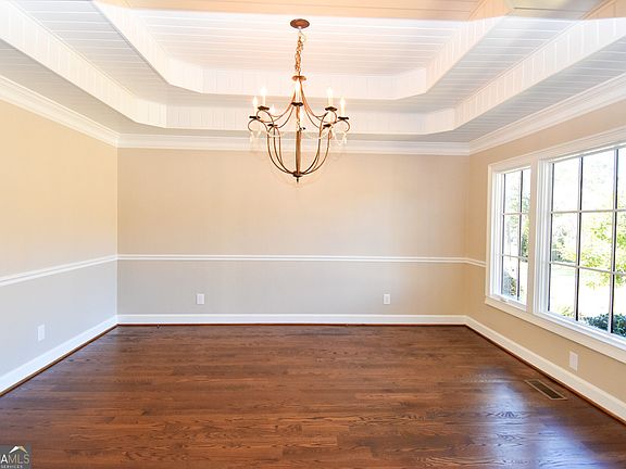 5th image of 1091 Fairway Ridge Rd