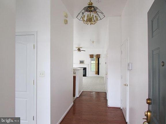 3rd image of 5627 N Marwood Blvd