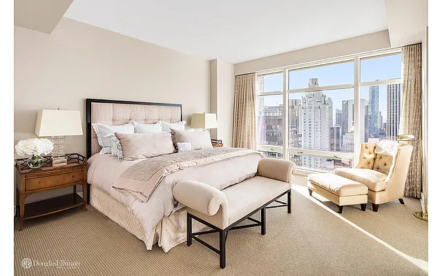 Rented by Douglas Elliman | media 36