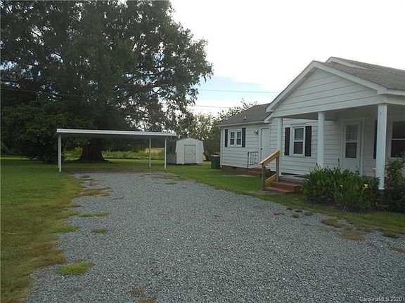 3rd image of 4528 Highway 74 E