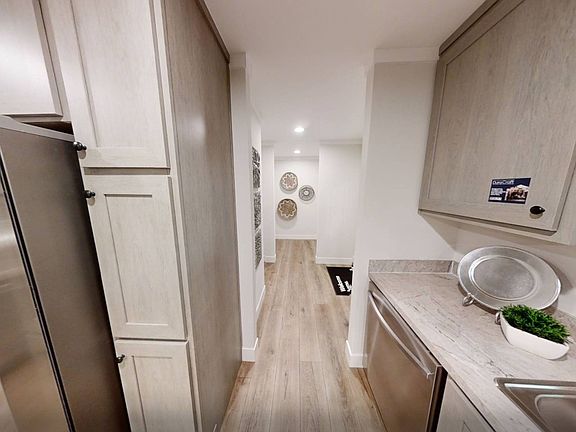 5th image of 250 Cedar Heights Rd #106