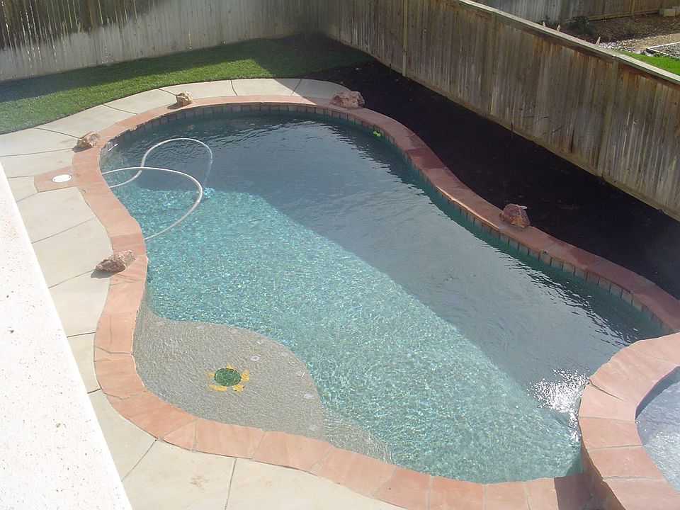 2nd image of 1509 Sagebrush Pl
