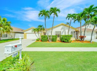 21118 Rustlewood Ave, Boca Raton, FL 33428