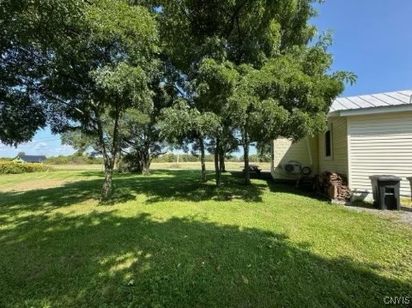 273 Wordon Rd, Brier Hill, NY 13614