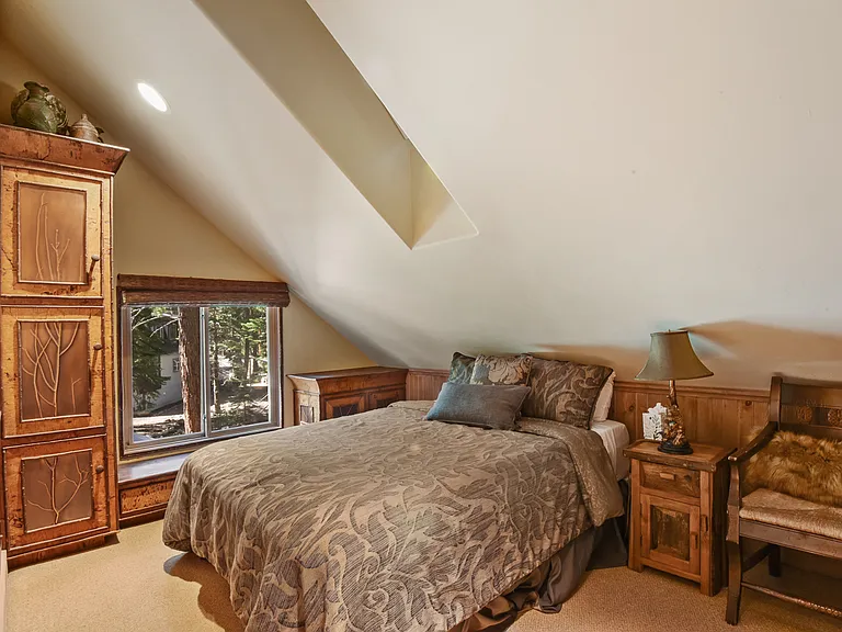 5627 Victoria Rd — Photo 17