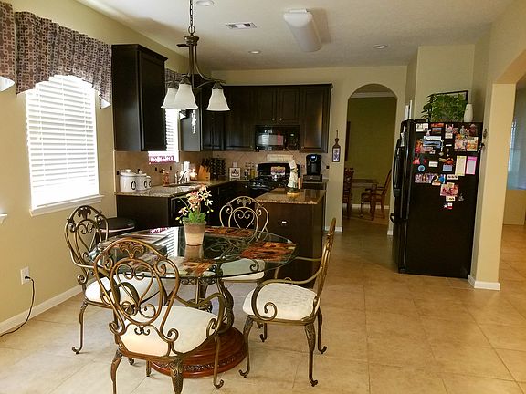 Kitchen (open concept to den