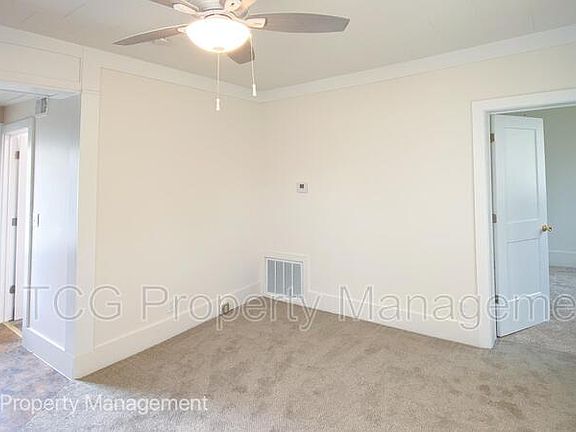 4th image of 213 Creve Coeur St