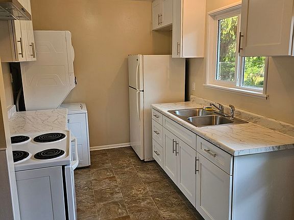 5th image of 28230 48th Ave S