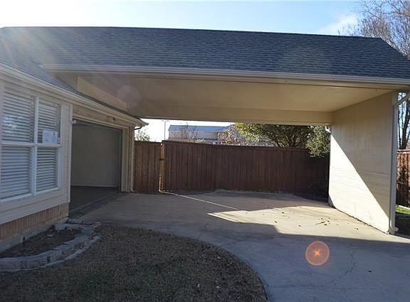3rd image of 131 Hardwicke Ln