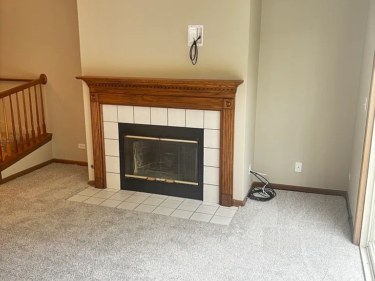 2845 Falling Waters Dr — Photo 3