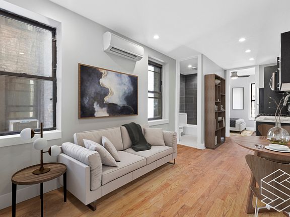 2nd image of 558 W 151st St #W5