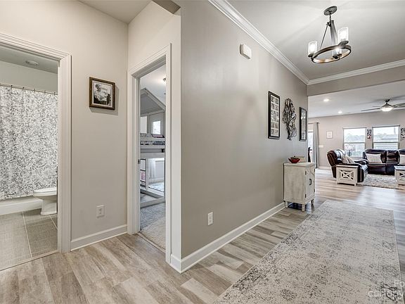 4th image of 9303 Dufaux Dr