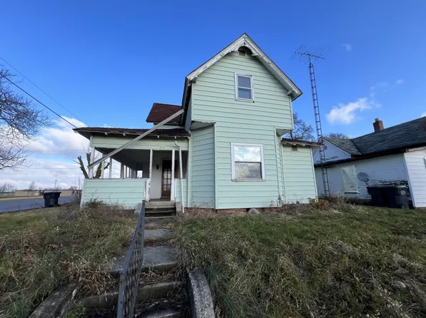 434 W Main St, Redkey, IN 47373