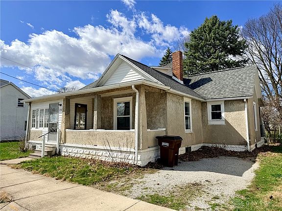 3rd image of 126 Cherry St