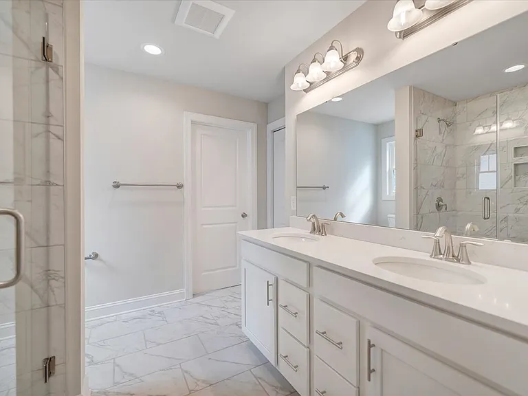 1031 Wild Fox Ct — Photo 18