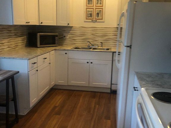 4th image of 2509 15th Avenue Ct