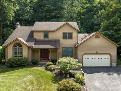 5169 Wagon Trails End, Syracuse, NY, 13215
