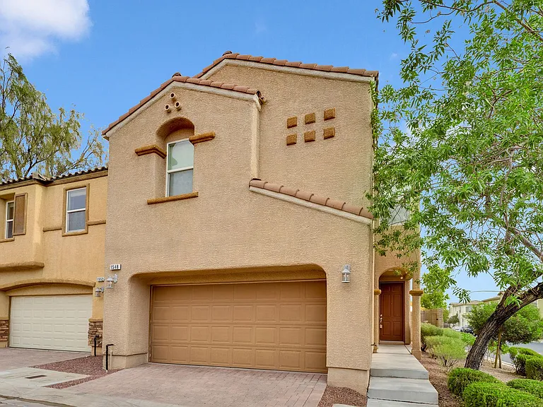 1548 Otero Valley Ct — Photo 20