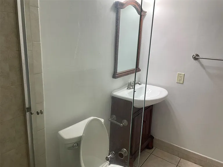 8065 SW 107th Ave #108 — Photo 9