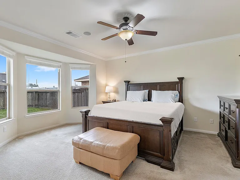 16911 Savannah Park Dr — Photo 12
