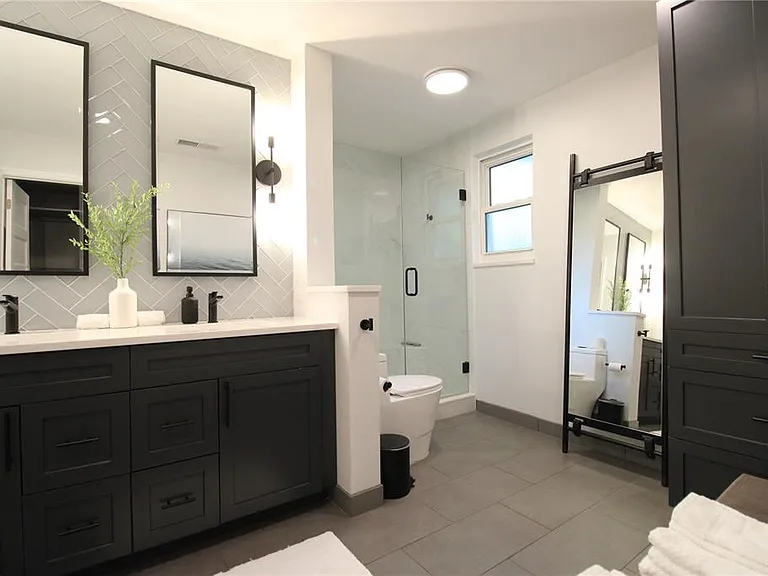 3745 SW 6th Pl — Photo 19