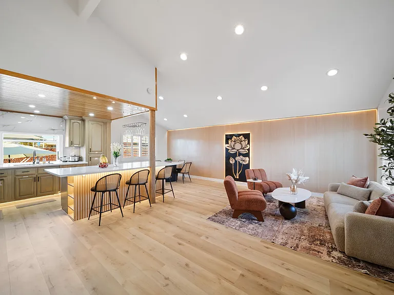 12246 Janet St — Photo 17