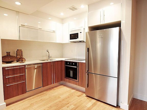 2nd image of 31-35 31st St #408