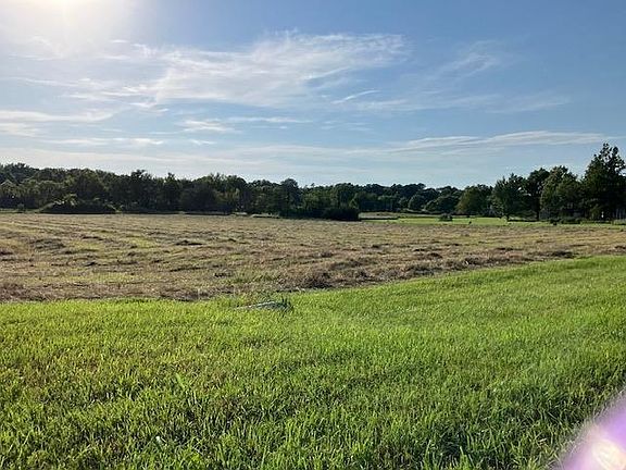 4th image of NW Kelli Rd