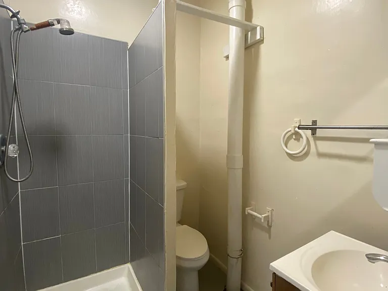 3725 Spring Garden St #2 — Photo 10