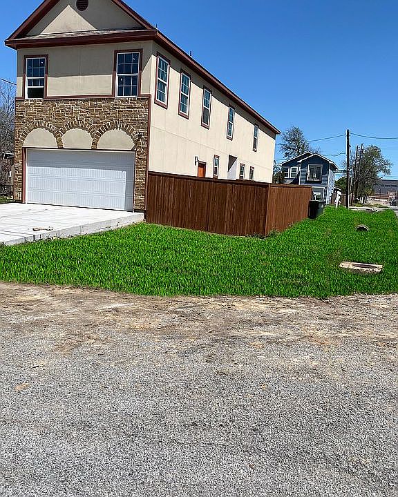 1st image of 101 McKinley St