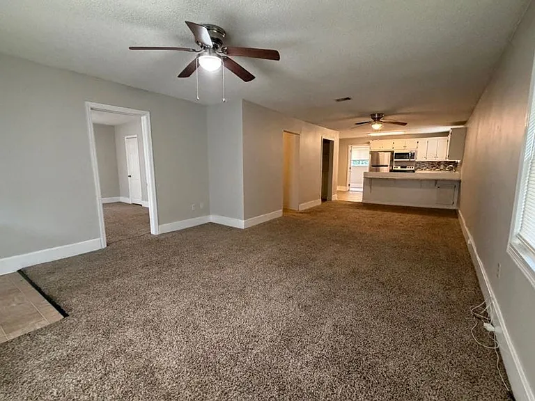 717 Eve St — Photo 5