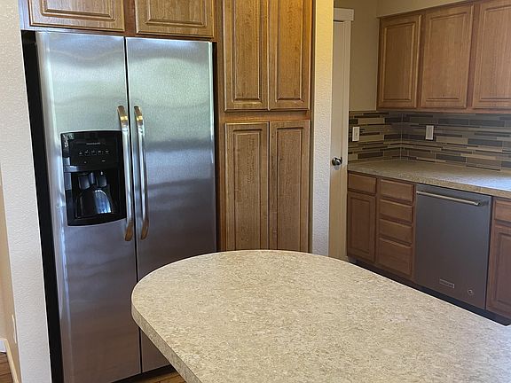 3rd image of 2821 Rigden Pkwy #A5a5