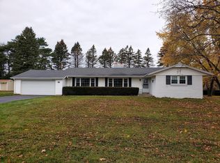 18660 Benington Dr, Brookfield, WI 53045