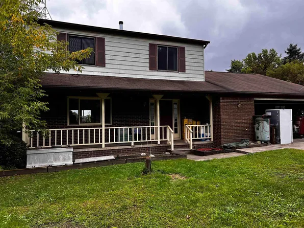 245 Julie Ann Rd, Ortonville, MI 48462