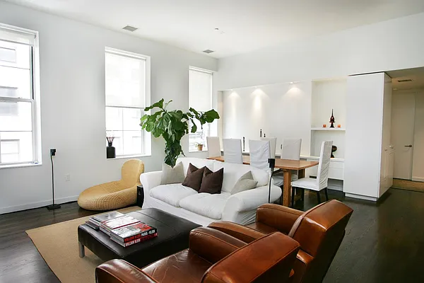 Rented by Corcoran | media 72