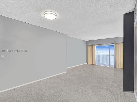 3rd image of 300 Bayview Dr APT 1914